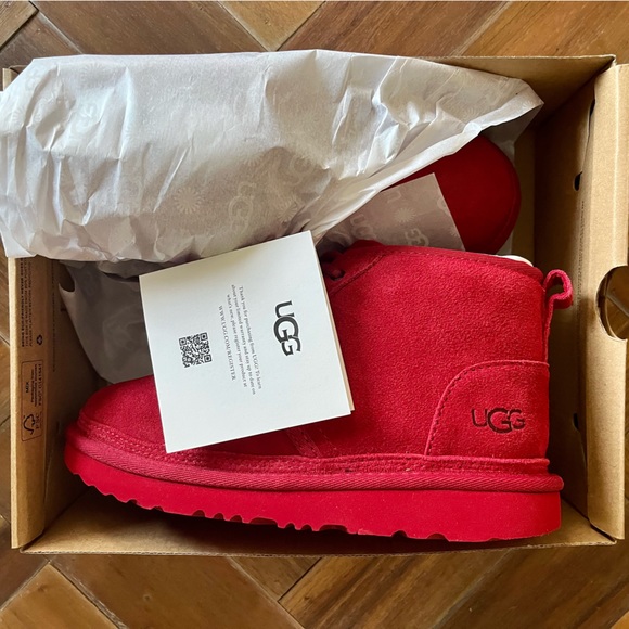 NEW w/Box UGG Kids Unisex nuemel ii Chukka Boot Samba Red Leather Suede Size 3 - Picture 9 of 16